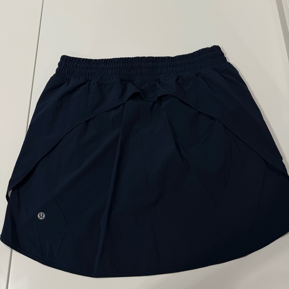 Lululemon Hotty Hot High-Rise Skirt *Long Size 10 - Picture 2 of 8